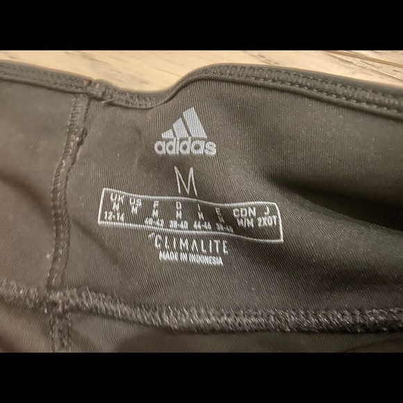 Adidas workout pants ankle length size M excellent condition - Picture 2 of 2